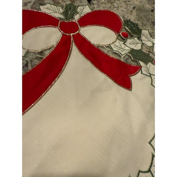 2 VTG Wreath Rhapsody Christmas cut out wreath Placemats holiday table top NoS - Picture 8 of 11